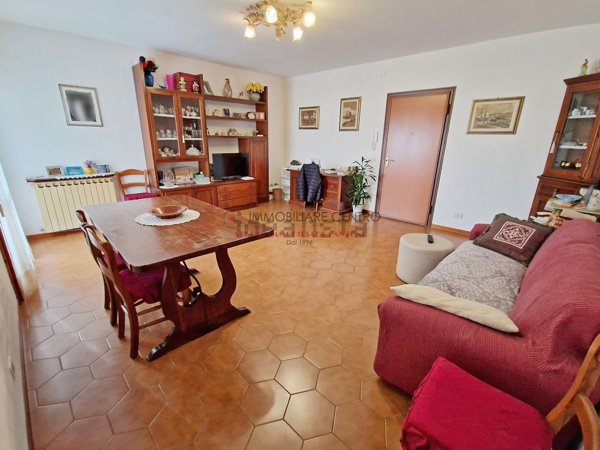appartamento in vendita a Camaiore in zona Capezzano Pianore