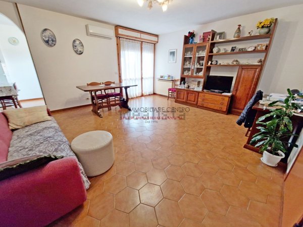 appartamento in vendita a Camaiore in zona Capezzano Pianore