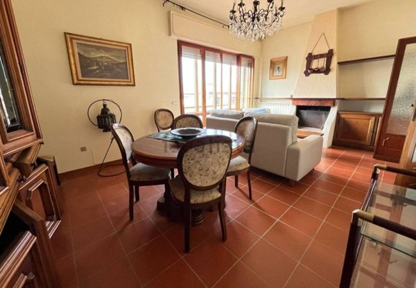 appartamento in vendita a Camaiore in zona Lido di Camaiore