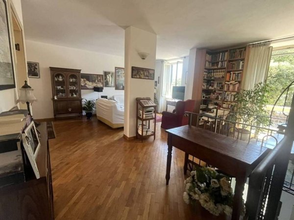 appartamento in vendita a Camaiore in zona Lido di Camaiore