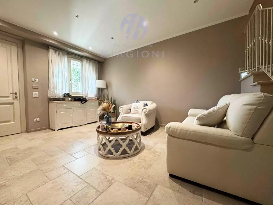casa indipendente in vendita a Camaiore in zona Lido di Camaiore