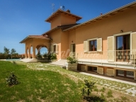 casa indipendente in vendita a Camaiore