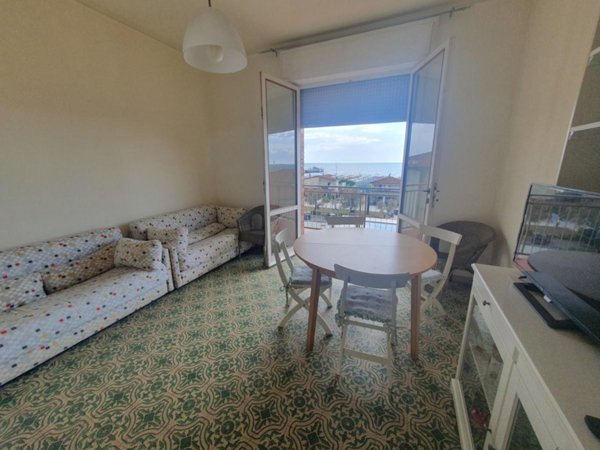 appartamento in vendita a Camaiore in zona Lido di Camaiore