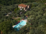 casa indipendente in vendita a Camaiore