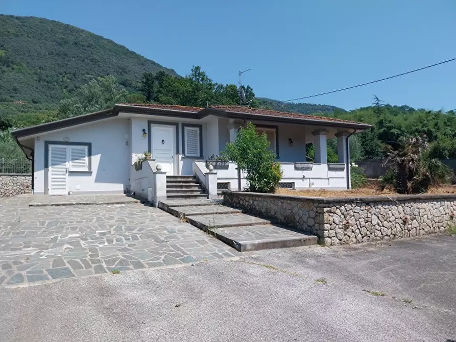 casa indipendente in vendita a Camaiore