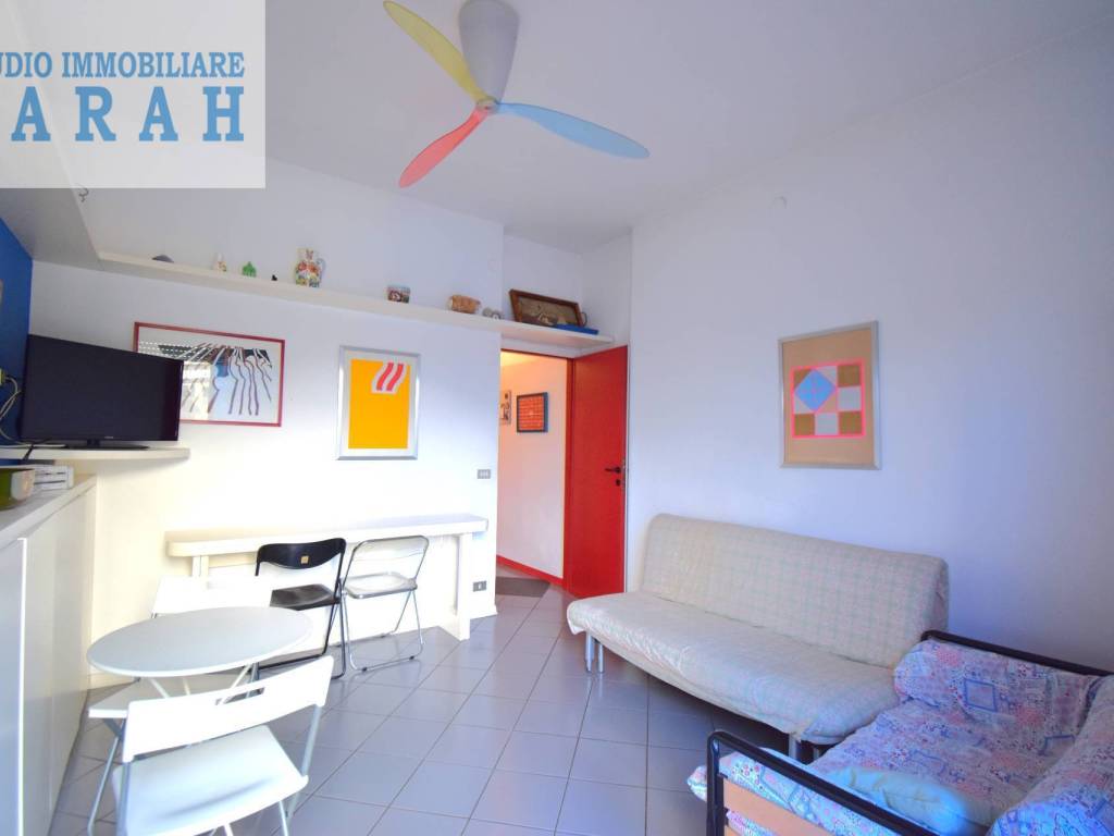 appartamento in vendita a Camaiore in zona Lido di Camaiore