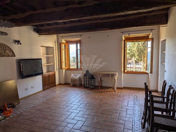 casa indipendente in vendita a Camaiore