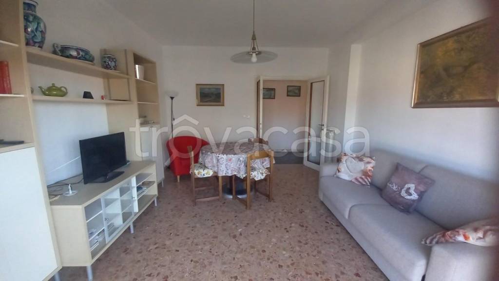 appartamento in vendita a Camaiore in zona Lido di Camaiore