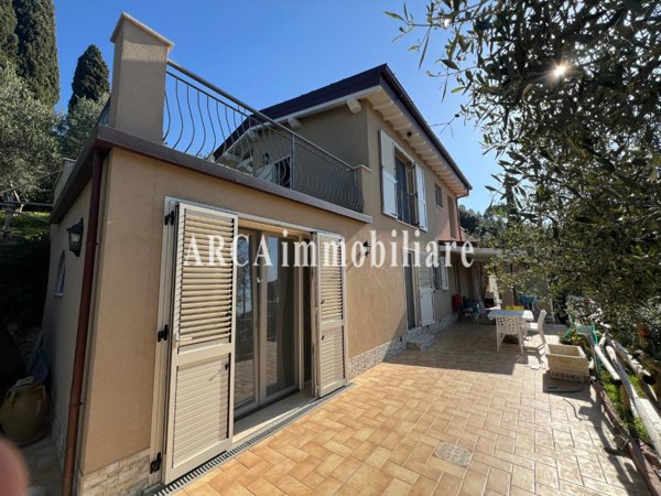 casa indipendente in vendita a Camaiore in zona Nocchi