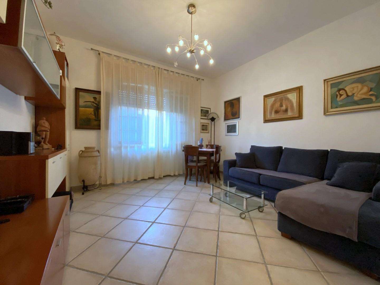 appartamento in vendita a Camaiore in zona Lido di Camaiore