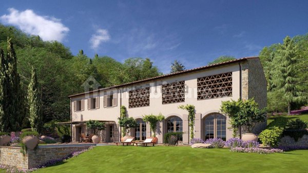 casa indipendente in vendita a Camaiore