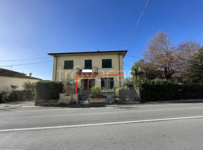 appartamento in vendita a Camaiore in zona Capezzano Pianore