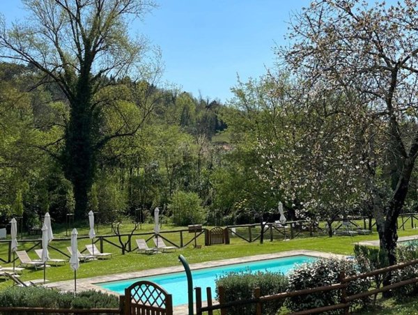 casa indipendente in vendita a Camaiore