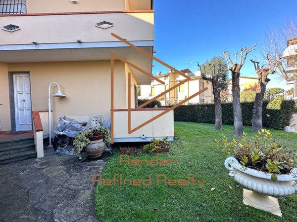 casa indipendente in vendita a Camaiore in zona Lido di Camaiore