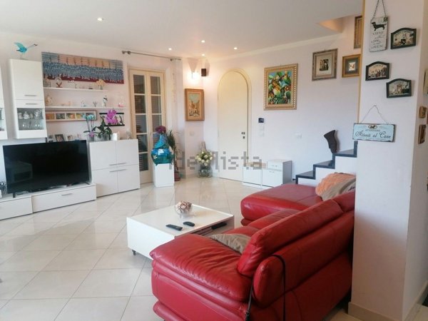 casa indipendente in vendita a Camaiore in zona Lido di Camaiore
