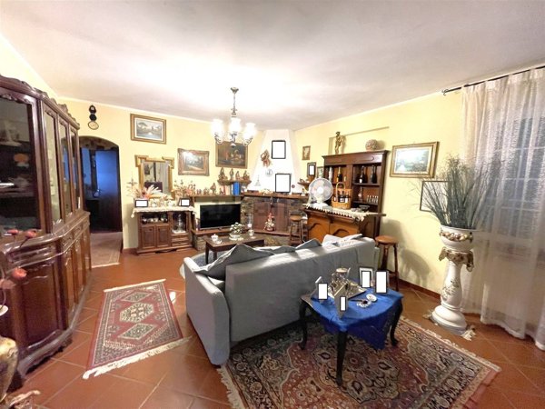 casa semindipendente in vendita a Camaiore in zona Montemagno