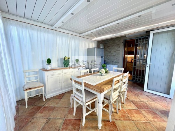 casa indipendente in vendita a Camaiore in zona Lido di Camaiore