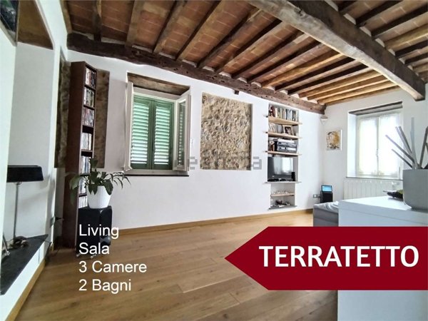 casa indipendente in vendita a Camaiore