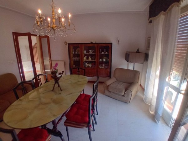 appartamento in vendita a Camaiore in zona Lido di Camaiore