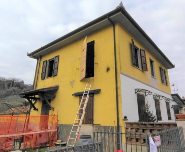 appartamento in vendita a Camaiore in zona Pedona