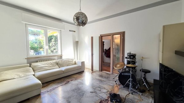 casa indipendente in vendita a Camaiore in zona Vado