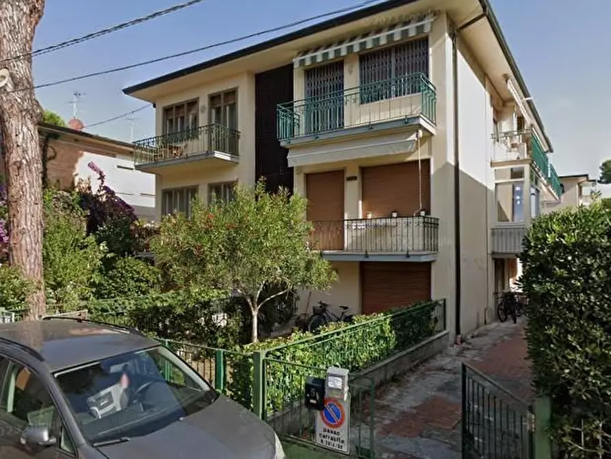 appartamento in vendita a Camaiore in zona Lido di Camaiore