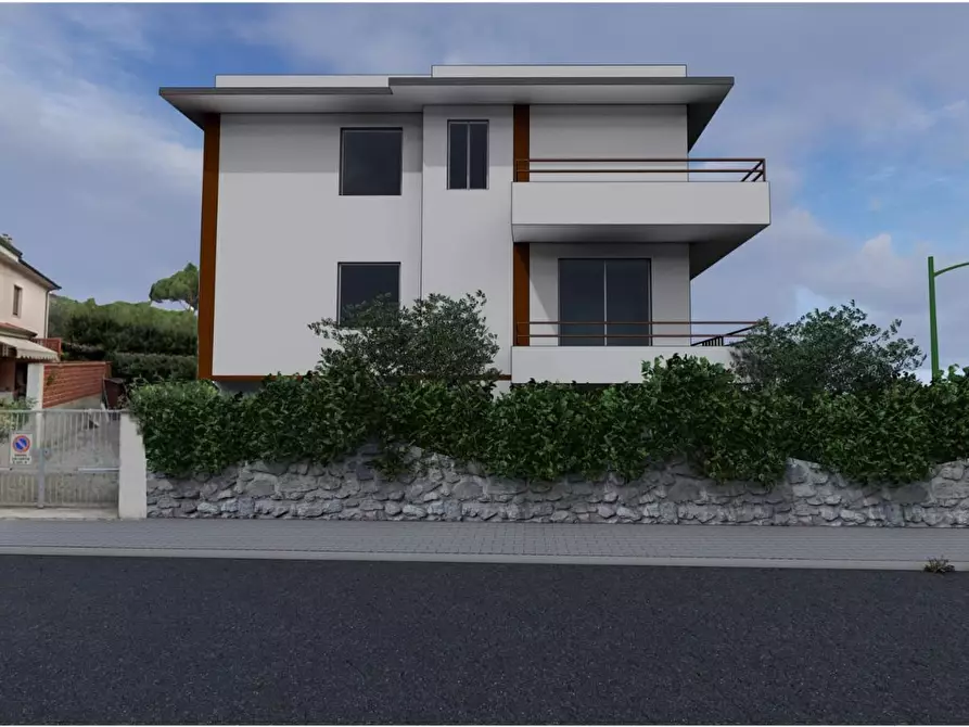 appartamento in vendita a Camaiore in zona Lido di Camaiore