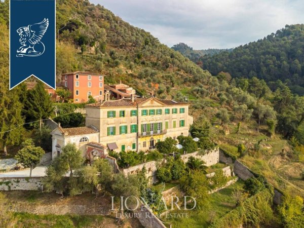 casa indipendente in vendita a Camaiore in zona Lido di Camaiore