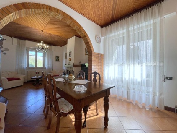 casa indipendente in vendita a Camaiore in zona Lido di Camaiore