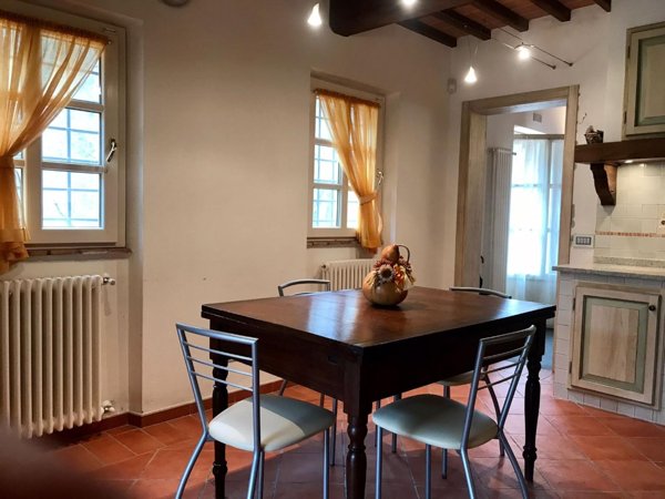 casa indipendente in vendita a Camaiore in zona Valpromaro