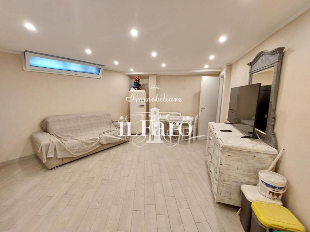 appartamento in vendita a Camaiore in zona Lido di Camaiore