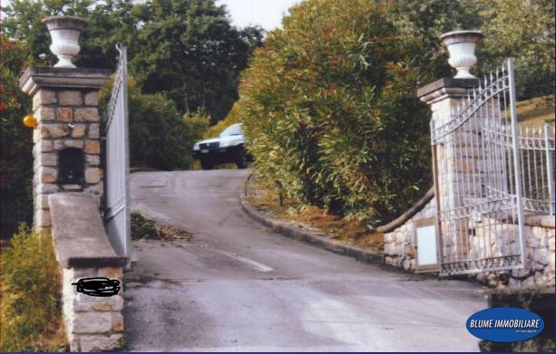 casa indipendente in vendita a Camaiore