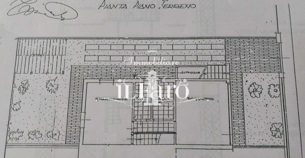 casa indipendente in vendita a Camaiore in zona Lido di Camaiore