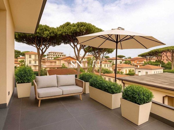 appartamento in vendita a Camaiore in zona Lido di Camaiore