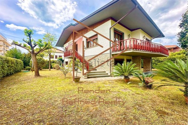 casa indipendente in vendita a Camaiore