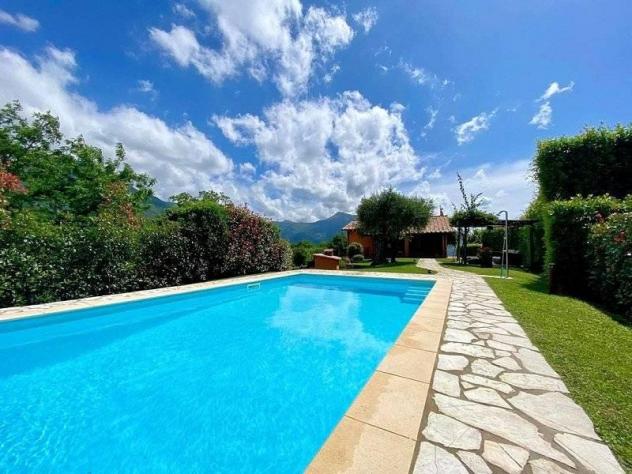 casa indipendente in vendita a Camaiore in zona Santa Lucia
