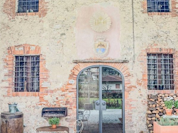 casale in vendita a Camaiore