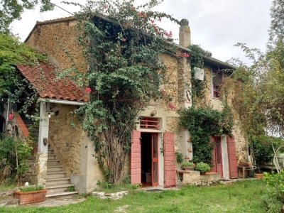 casa indipendente in vendita a Camaiore