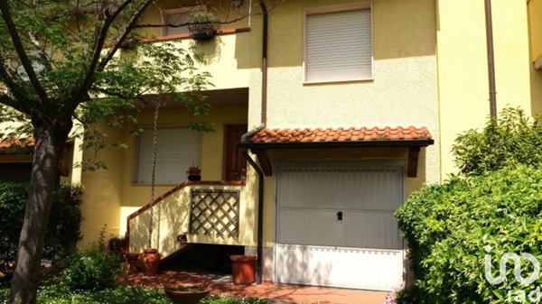 casa indipendente in vendita a Camaiore in zona Lido di Camaiore