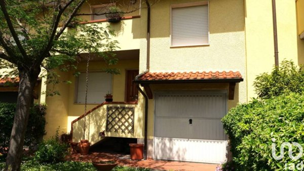 casa indipendente in vendita a Camaiore in zona Capezzano Pianore