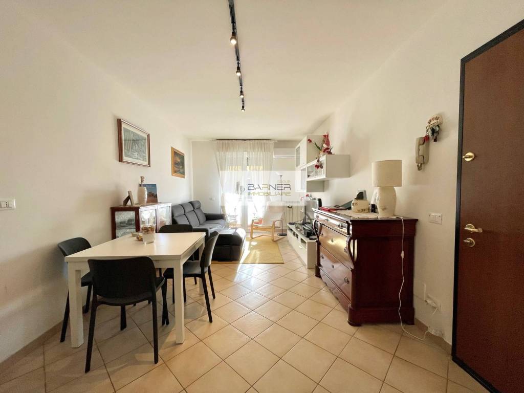appartamento in vendita a Camaiore in zona Lido di Camaiore