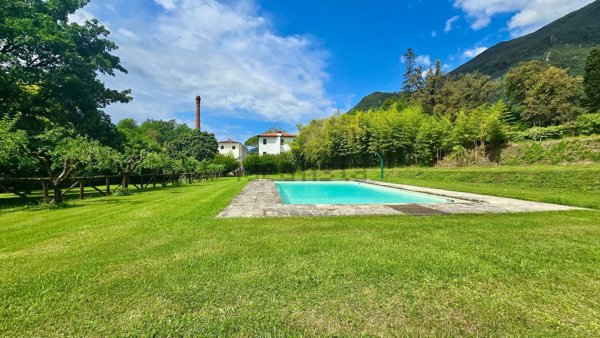 appartamento in vendita a Camaiore
