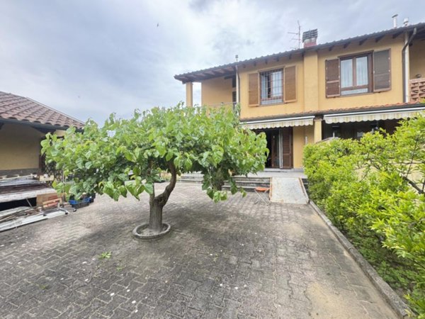 casa indipendente in vendita a Camaiore