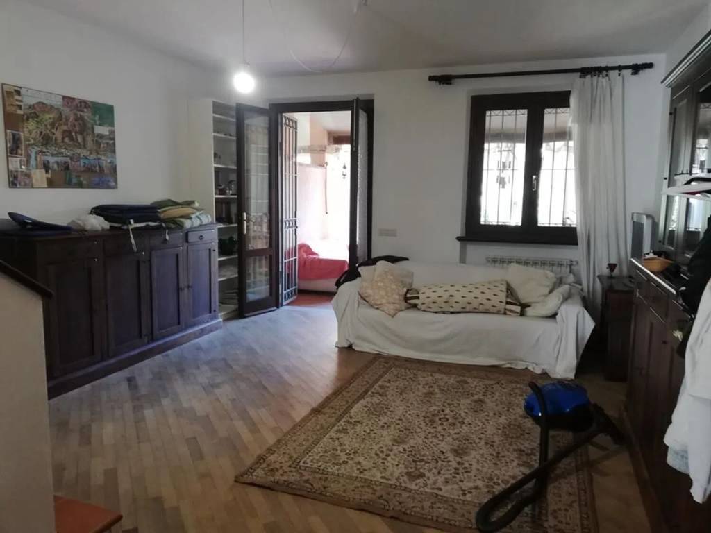 casa indipendente in vendita a Camaiore in zona Capezzano Pianore