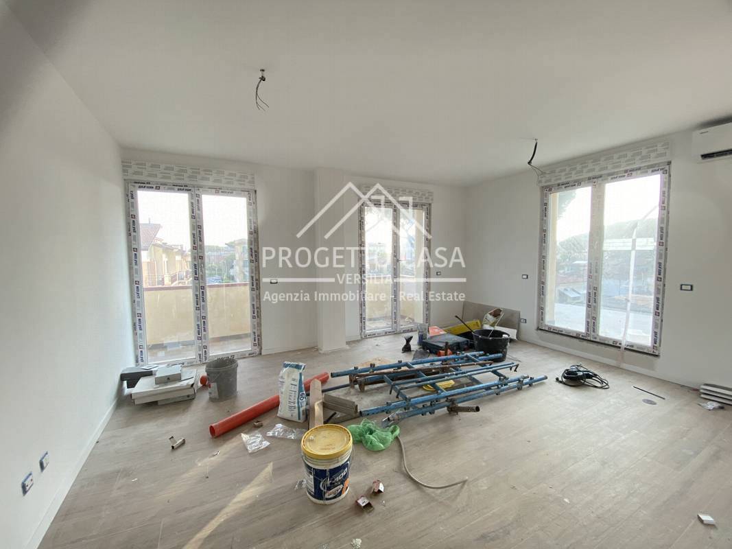 appartamento in vendita a Camaiore in zona Lido di Camaiore