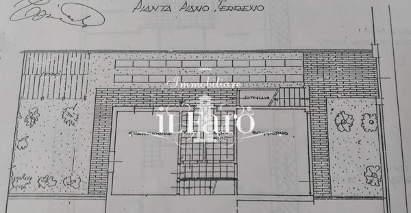 casa indipendente in vendita a Camaiore in zona Lido di Camaiore