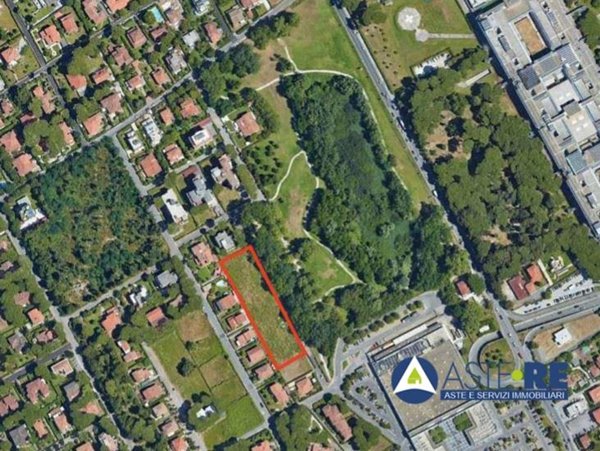 appartamento in vendita a Camaiore in zona Lido di Camaiore