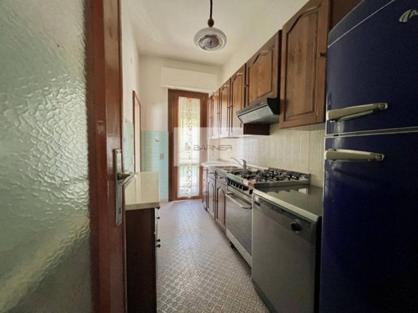 appartamento in vendita a Camaiore in zona Lido di Camaiore