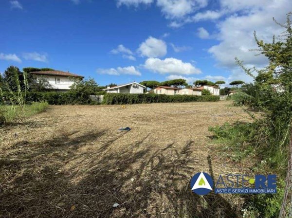 appartamento in vendita a Camaiore in zona Lido di Camaiore