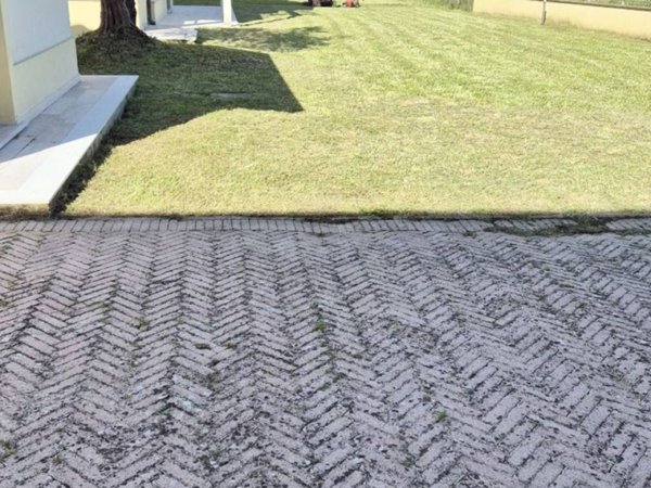 casa indipendente in vendita a Camaiore in zona Capezzano Pianore